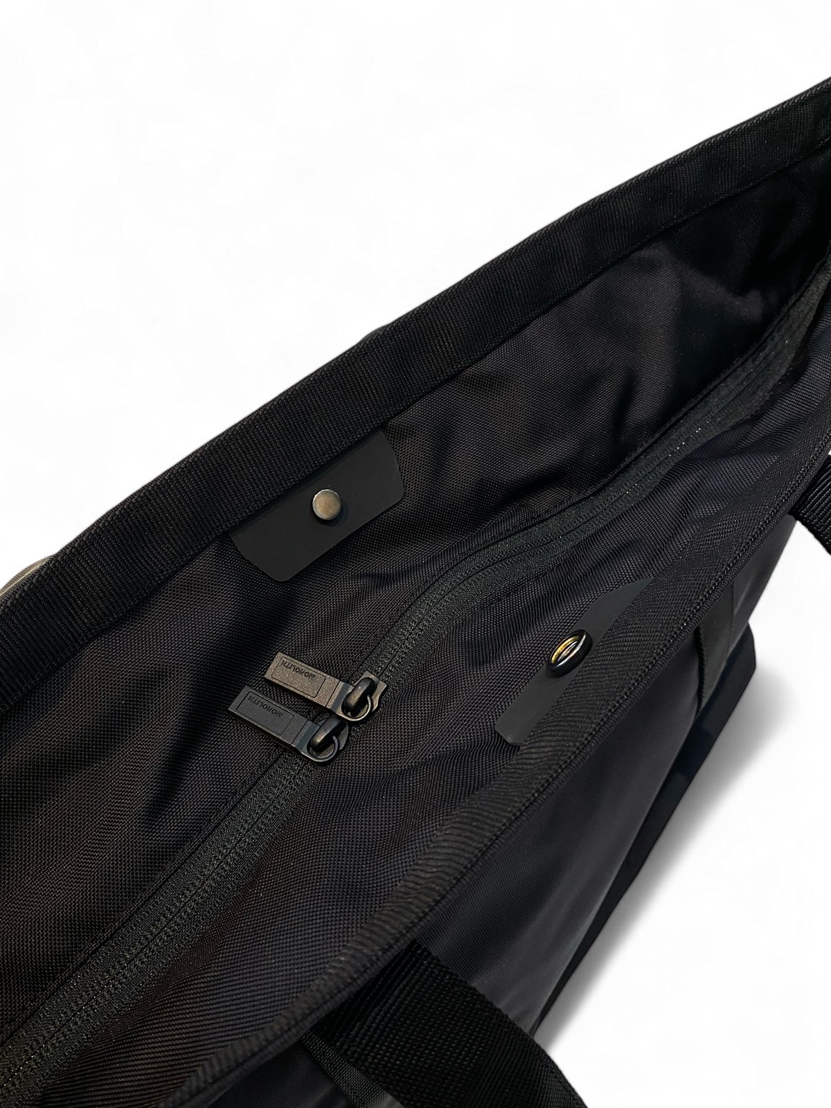 MONOLITH TOTE STANDARD L ブラック 新品 MONOLITH (モノリス) TOTE STANDARD L BLACK / トート