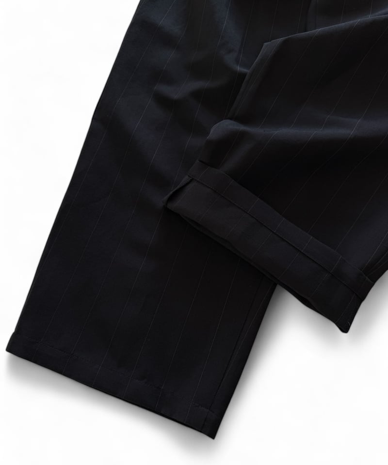 YOKO SAKAMOTO / DOUBLE PLEATED EASY PANTS -BLAC YOKO SAKAMOTO / DOUBLE PLEATED EASY PANTS -BLAC