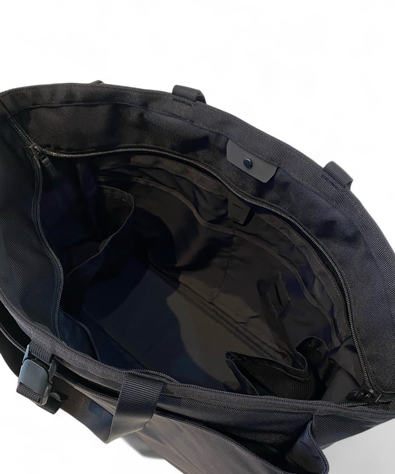 MONOLITH / SHOOTING TOTE PRO M BLACK | YURAGI