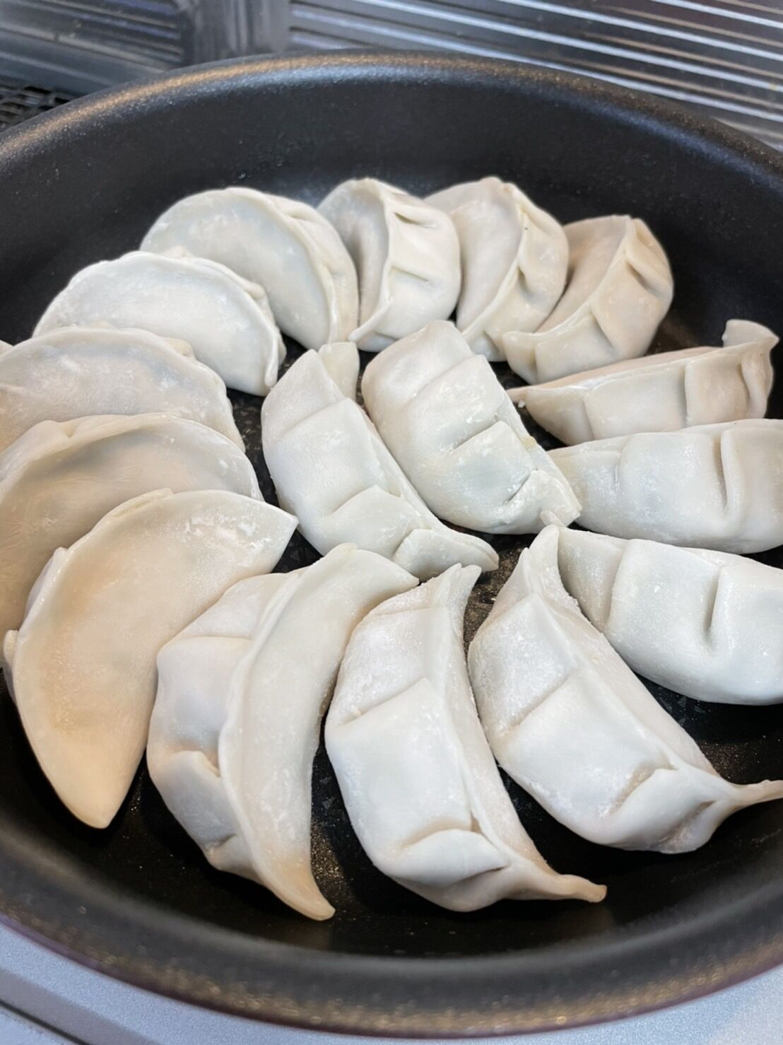 ミックスぎょーざ 10個✕3種 30個セット | ともちゃんぎょーざ