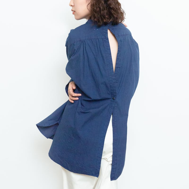 ウティ 20AW CHEMISIER CORSIER バックオープンブラウス OUTIL CHEMISIER CORSIER バックオープンブラウス 黒 - メルカリ