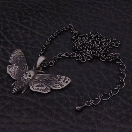 BLIND RABBIT（ブラインドラビット）メンガタスズメPENDANT