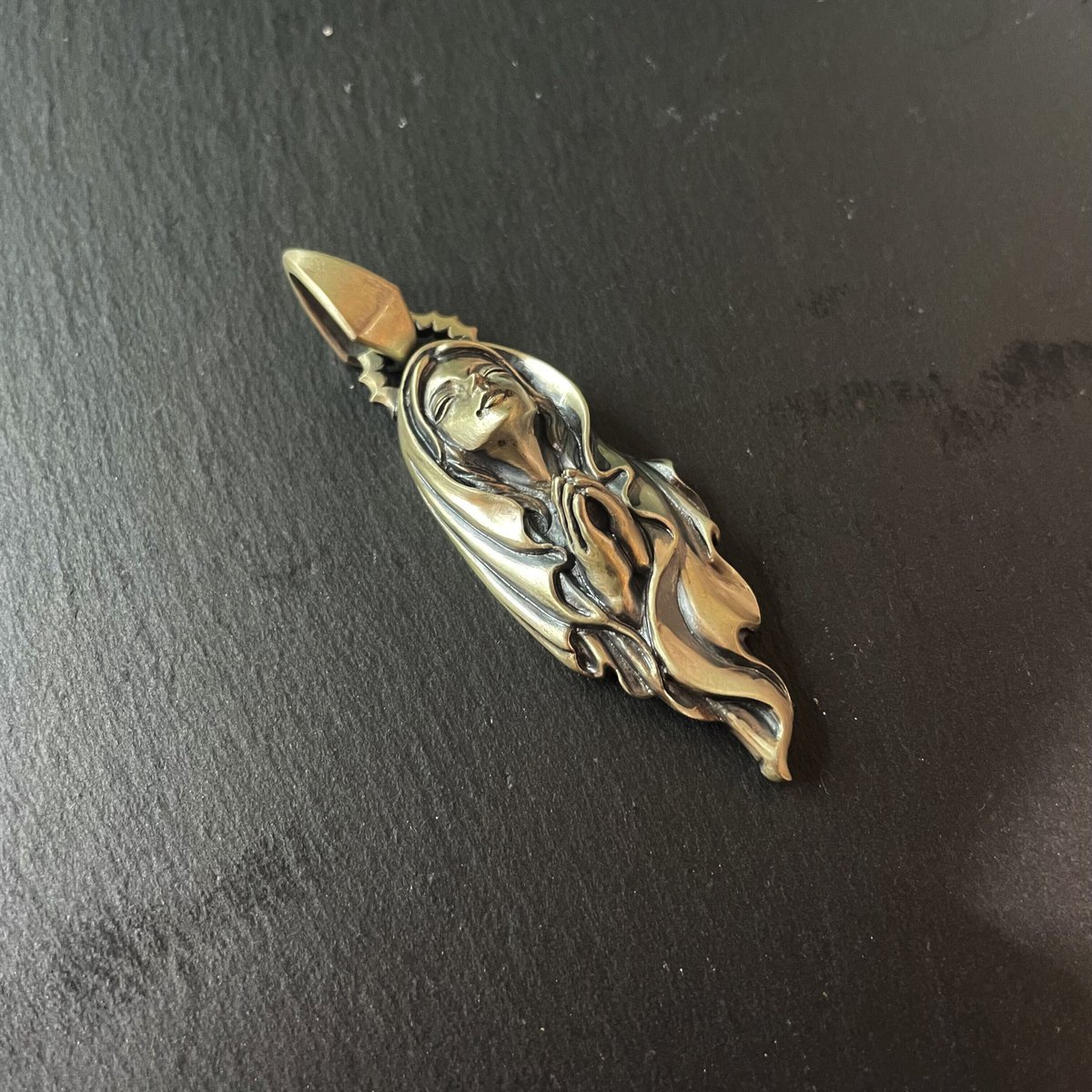 Mad Graffiti マッドグラフィティ バージンマリー 【pray】 