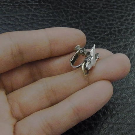 BLIND RABBIT ブラインドラビット NEVELET　Earring A