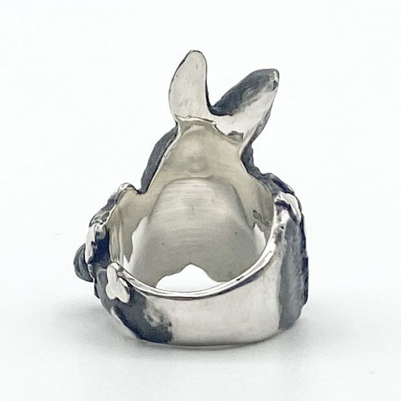 DECOvienya ウサギとクローバーリング(ブラック） | Pan's