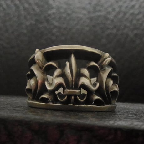 BLIND RABBIT（ブラインドラビット）GARDEN RING