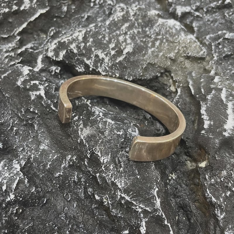 CHOLOS チョロス SIGNET BANGLE M | Pan's Secret パンズシ