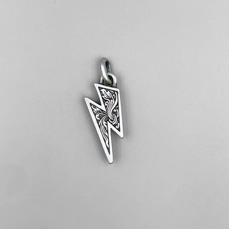 BLIND RABBIT ブラインドラビット サンダーペンダント　Thunder M PENDANT