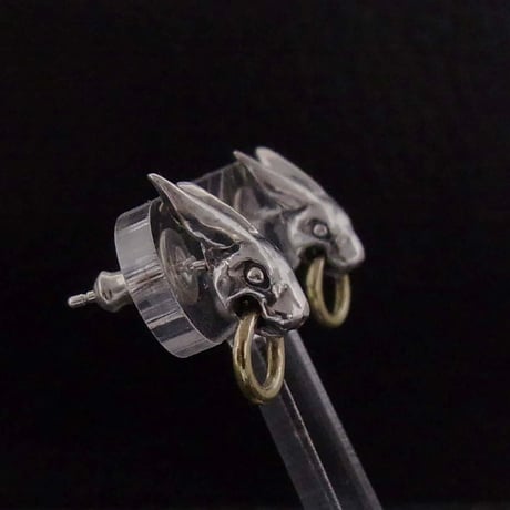 BLIND RABBIT ブラインドラビット NEVELET　Pierce A