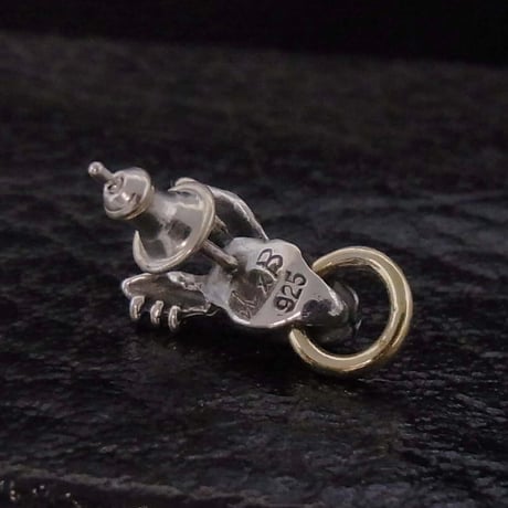 BLIND RABBIT ブラインドラビット NEVELET　Pierce A