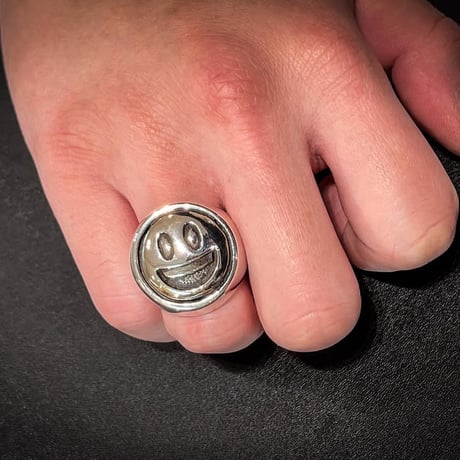 TRAVIS WALKER トラヴィスワーカー BRASS/SILVER EMOJI IN SIGNET RING