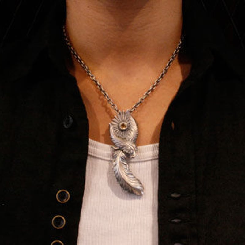 Mad Graffiti（マッドグラフィティ）フラグメントペンダント