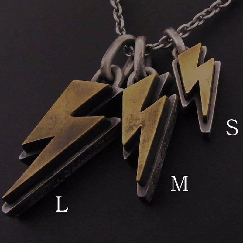 BLIND RABBIT（ブラインドラビット）イナズマをモチーフにした