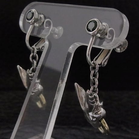 BLIND RABBIT ブラインドラビット NEVELET　Earring B