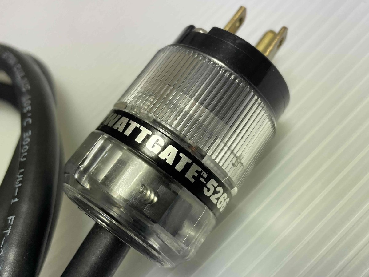 PRO CABLE プロケーブル 最高峰の4個口重鉄タップ USED品 PRO CABLE プロケーブル 最高峰の4個口重鉄タップ USED品