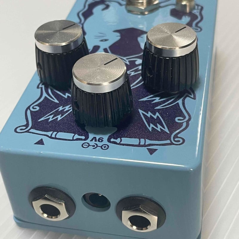 EARTHQUAKER DEVICES Hizumitas “限定Pastel Blue” EARTHQUAKER DEVICES Hizumitas “限定Pastel Blue”