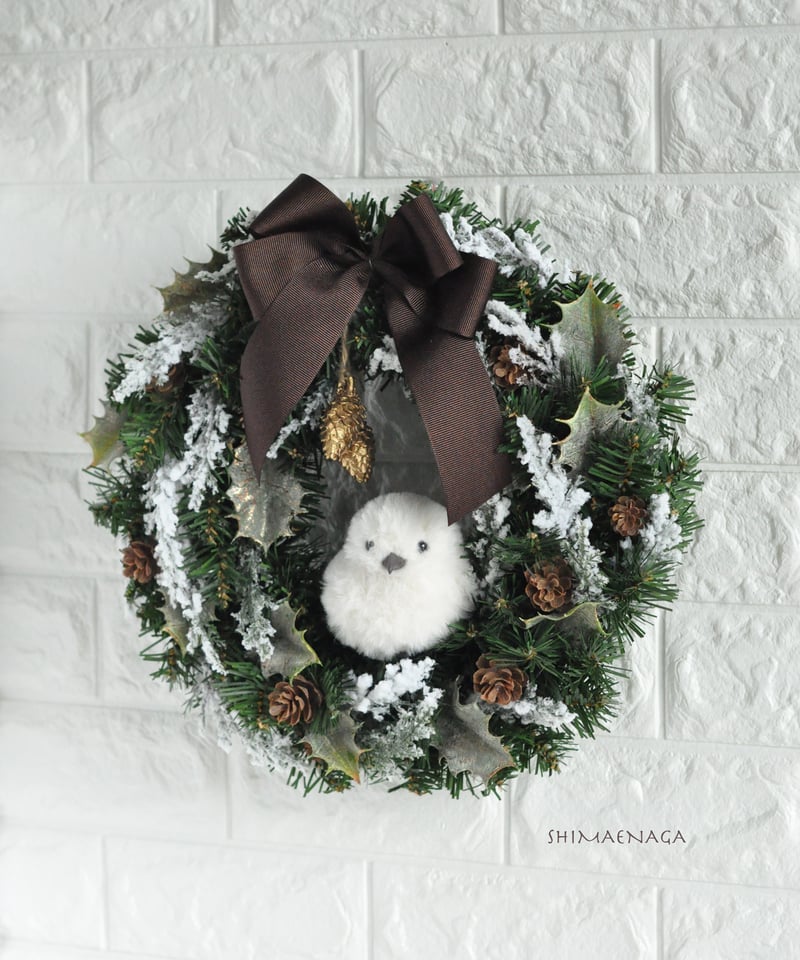 シマエナガさんのふわふわリース