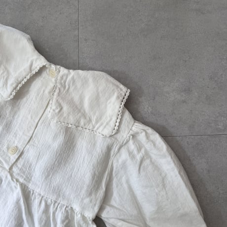 square collar dress