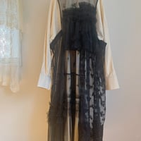 ブラックチュールエプロンワンピース