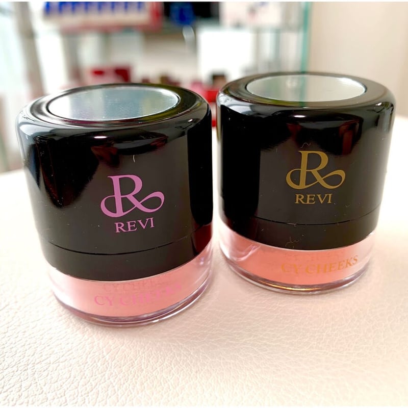 REVI ルヴィ　CYチーク　オレンジ 30g おまけ付き 開き毛穴予防☆REVI ルヴィ CYチーク オレンジ 1個30g 交換パフ