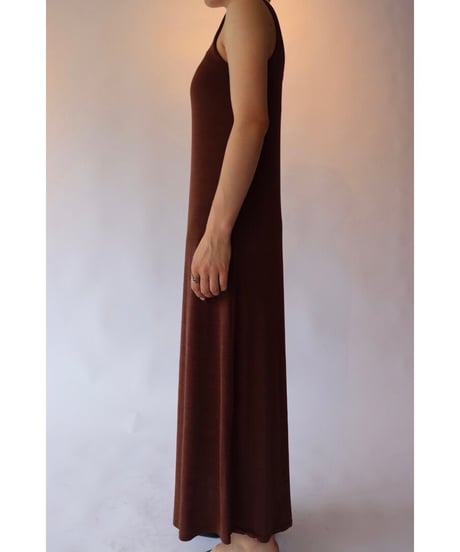 brown no sleeve dress