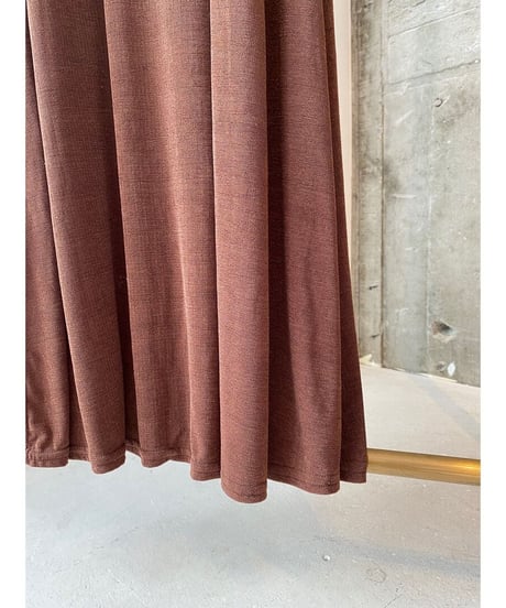 brown no sleeve dress