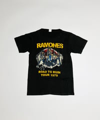 RAMONES band tee