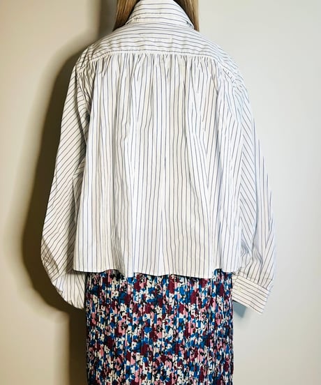 MM6 big balloon sleeve shirts