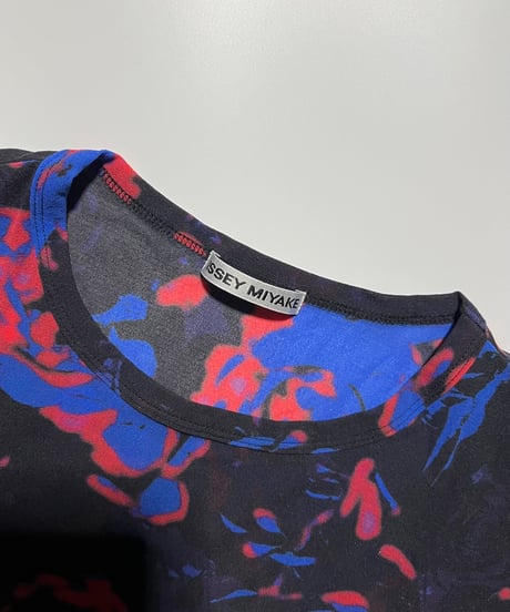 ISSEY MIYAKE  design sheer top