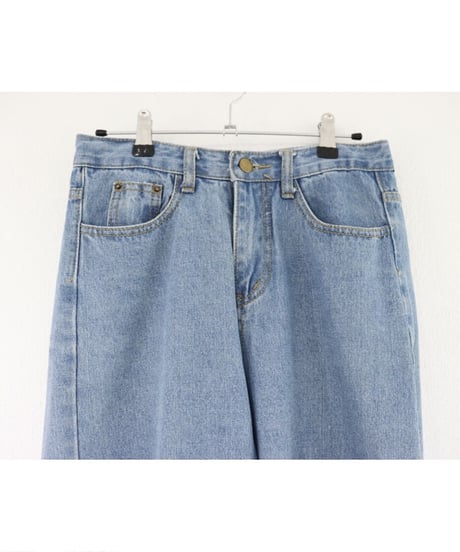 loose denim pants