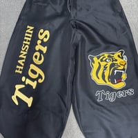 ニッカ　ワッペン圧着　tigers ゴールド　虎顔