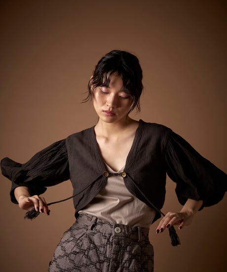 Kala cotton 羽織りショート  植物染チャコール
