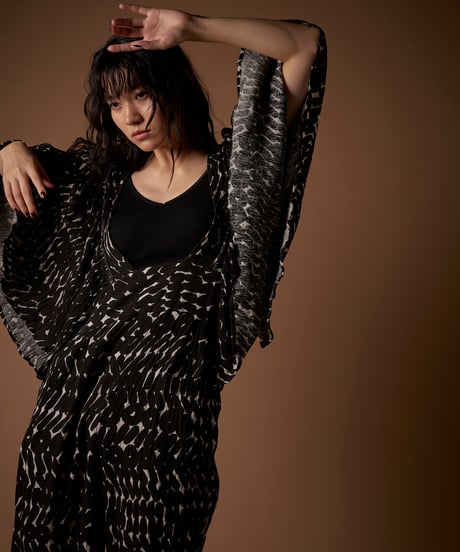 Kala cotton ギャザースリーブオールインワン プリント tree of life