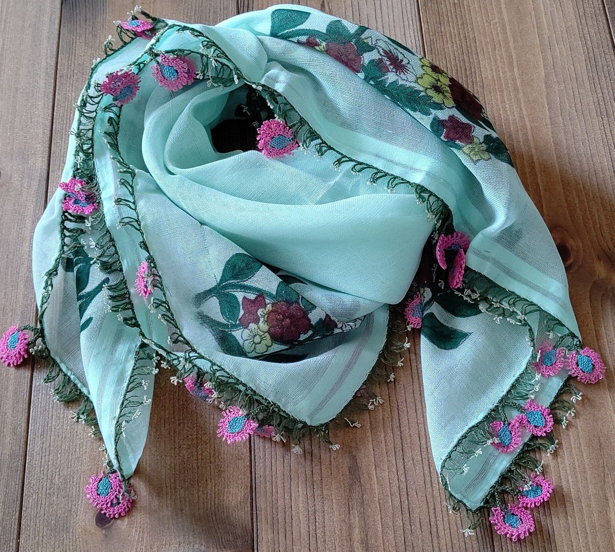 トルコ伝統手編みレースのビンテージスカーフ（イーネオヤ