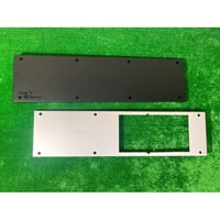 アルミンシェルフ　200㎜幅　天板　外：黒色　内：アルミ色（中抜き）