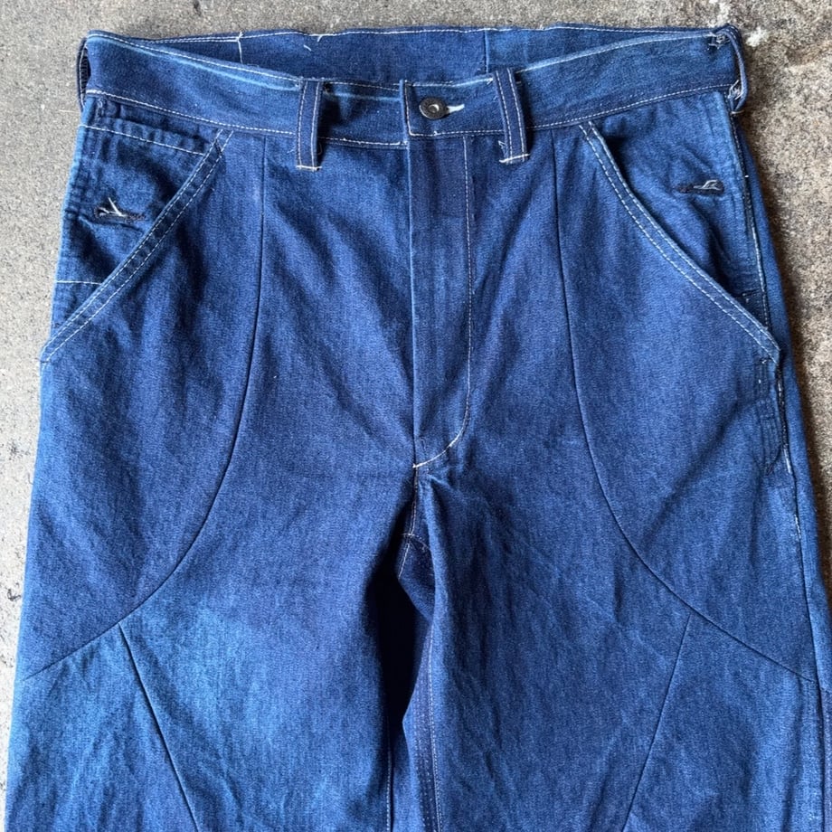 69ca189ed50198a65a585835