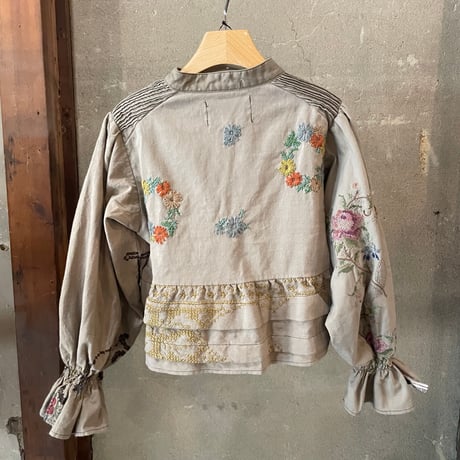 Embroidery  Church Middle Sleeve Top -for KIDS- sizeM