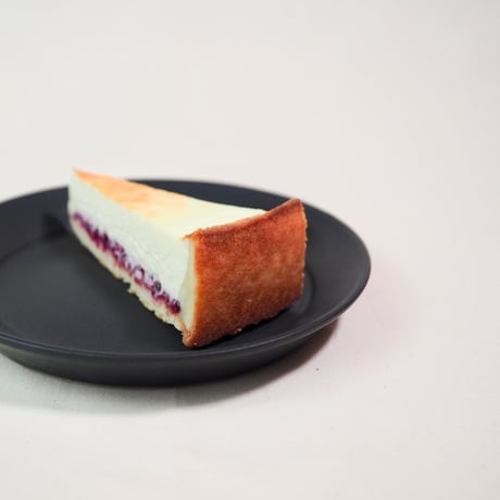 クランベリークワークトルテ （クランベリー入りチーズケーキ）