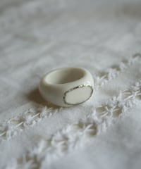 ceramic silver ring <ellipse>