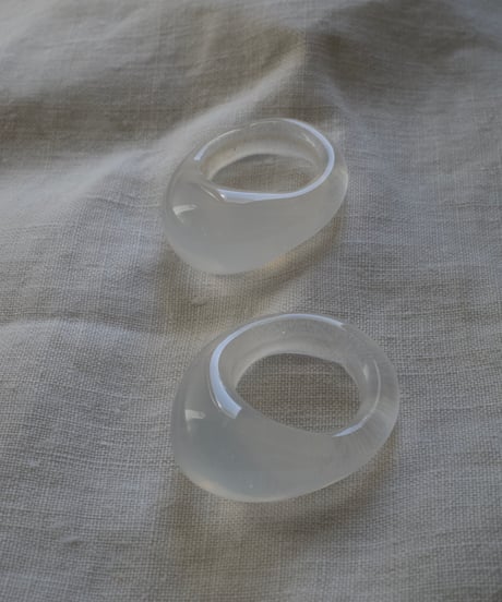blanc translucide