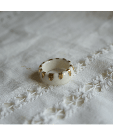 ceramic gold ring <crown> 11号