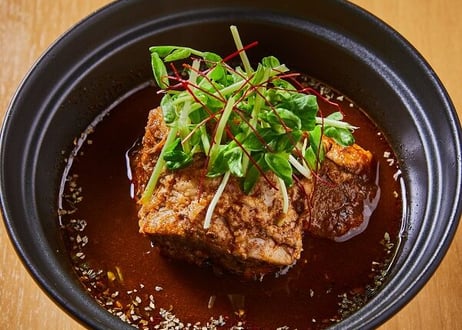 薬膳スープカレーレトルトプレミアム　【ポーク】【黒】