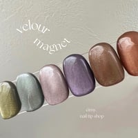 magnet : velour