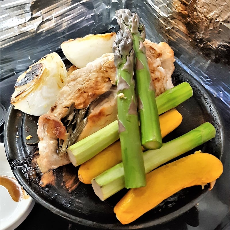 水晶　焼肉プレート　台座付き　遠赤外線 Amazon.co.jp: 水晶焼肉用プレート φ300×H25 焼肉 遠赤外線 韓国