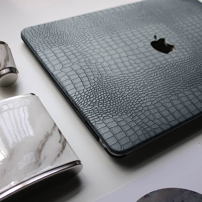 Macbook クロコライトグレーカバー | dey