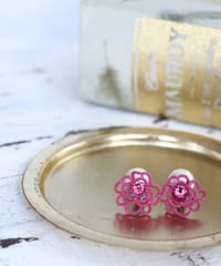 バラ×コットンパールのアンティークイヤリング・ピアス／オペラピンク