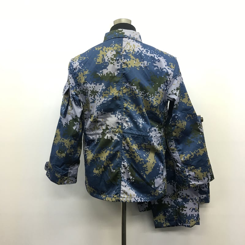 未使用 中国軍07式海軍陸戦隊用海洋迷彩戦闘服上下帽子セット