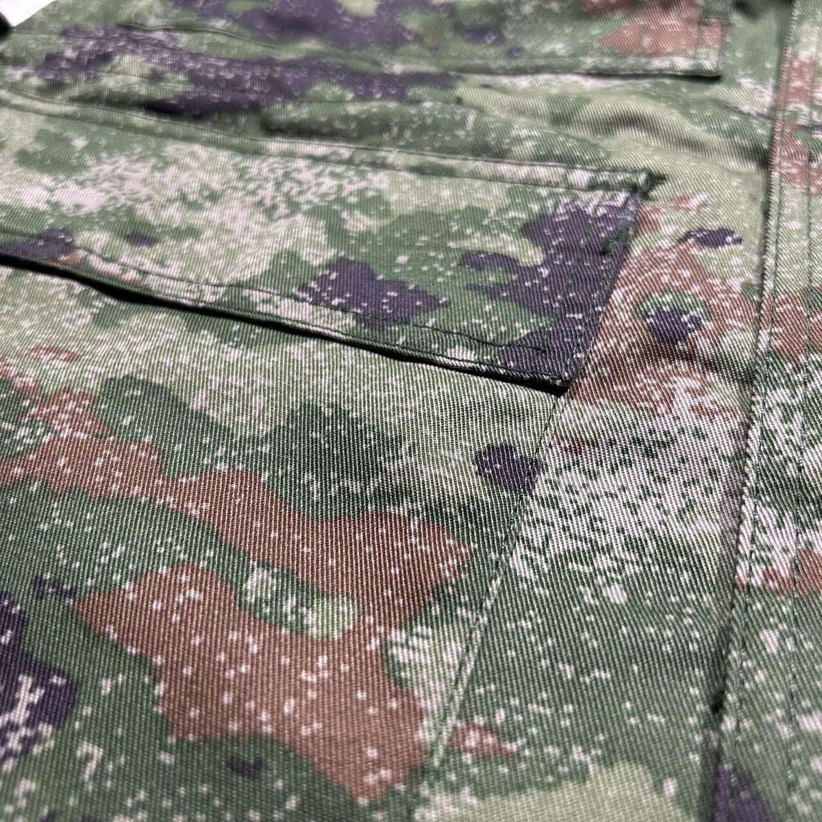 新品　中国人民解放軍21式星空迷彩夏用トレニーング半袖服上下セット　綿製