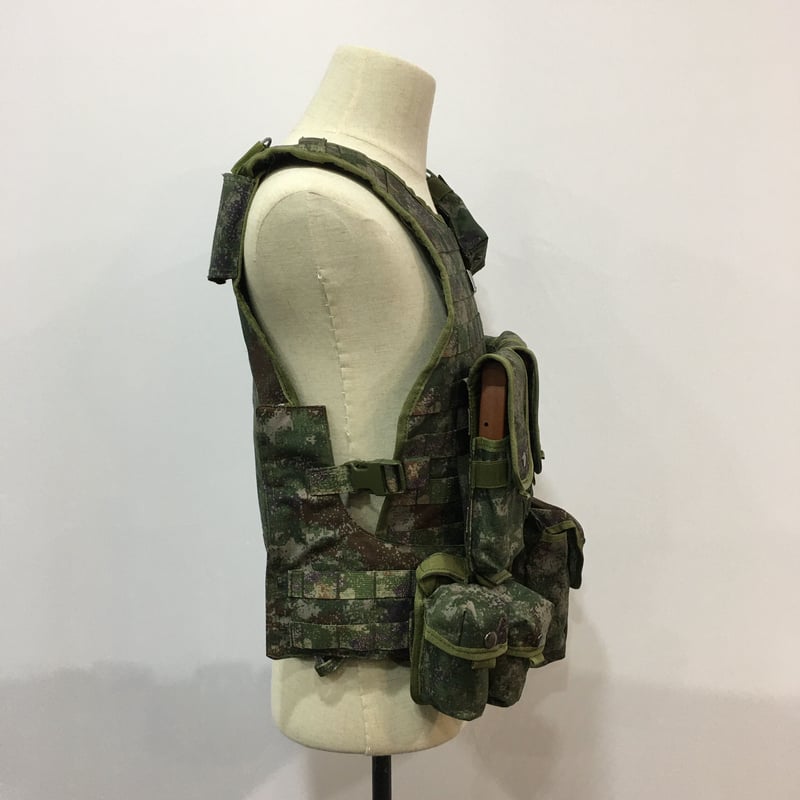 ★実物メーカー製品★！値下げ中！１５式防弾ベスト 星空・林地迷彩 中国人民解放軍 ☆実物メーカー製品☆！値下げ中！15式防弾ベスト 星空・林地