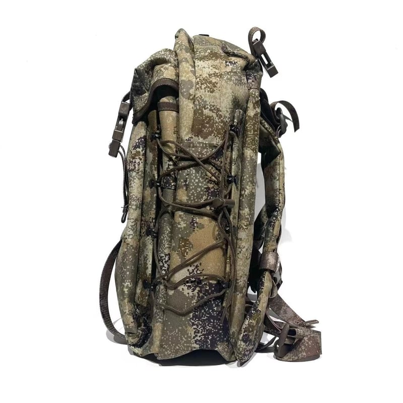中国人民解放軍最新型21式荒漠迷彩星空迷彩リュックサック大容量鉄骨